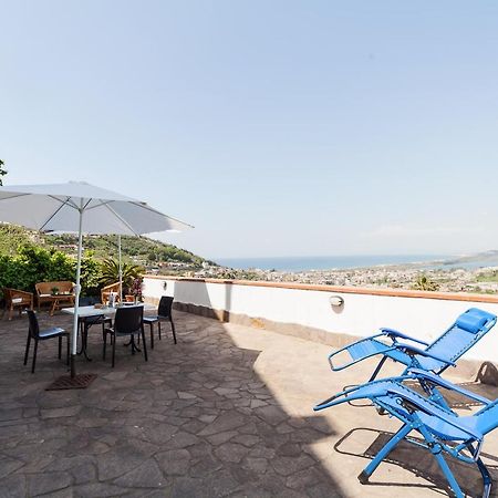 מונטה די פרוצ'ידה Villa Lamberti מראה חיצוני תמונה