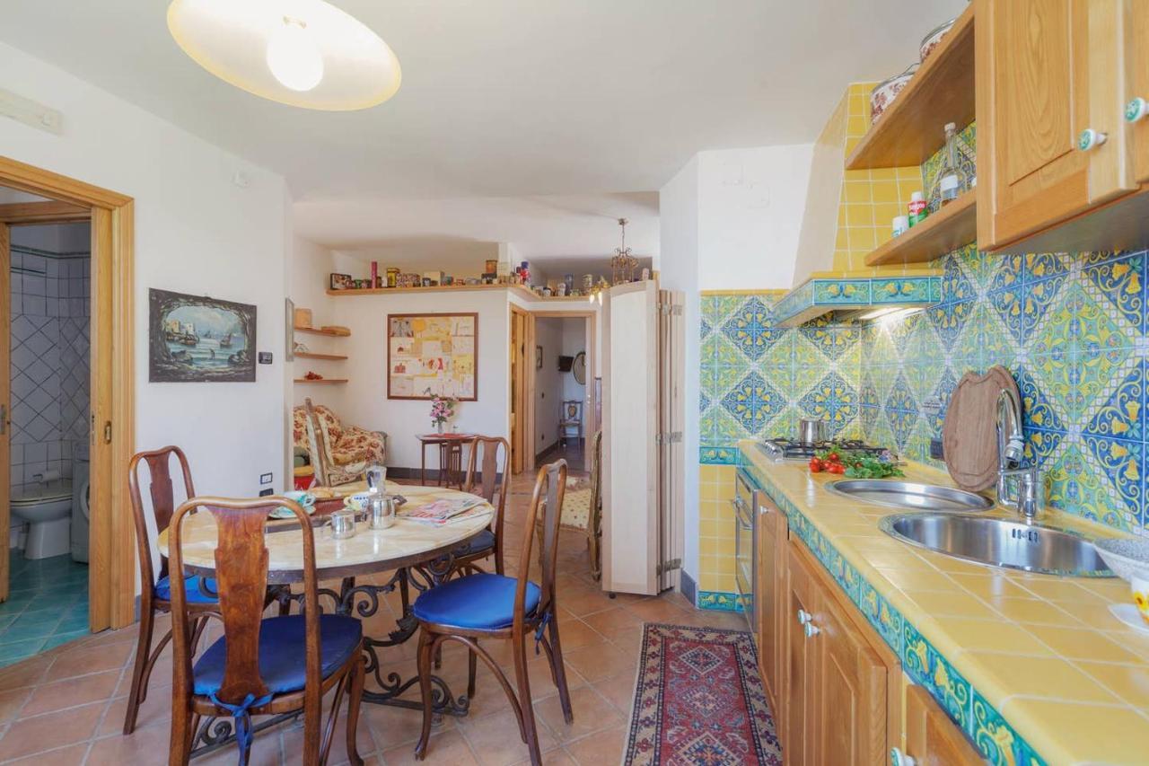 מונטה די פרוצ'ידה Villa Lamberti מראה חיצוני תמונה