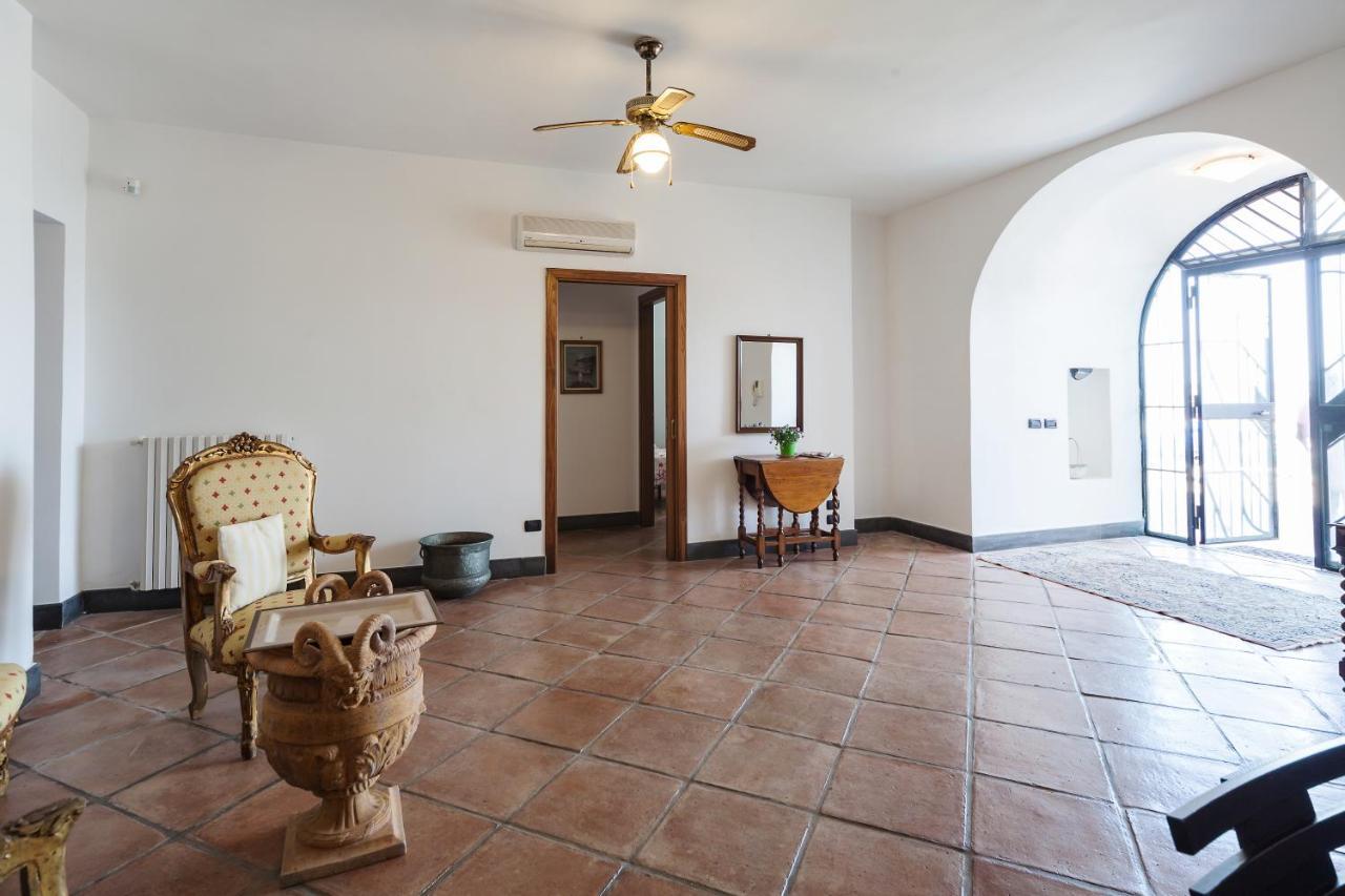 מונטה די פרוצ'ידה Villa Lamberti מראה חיצוני תמונה