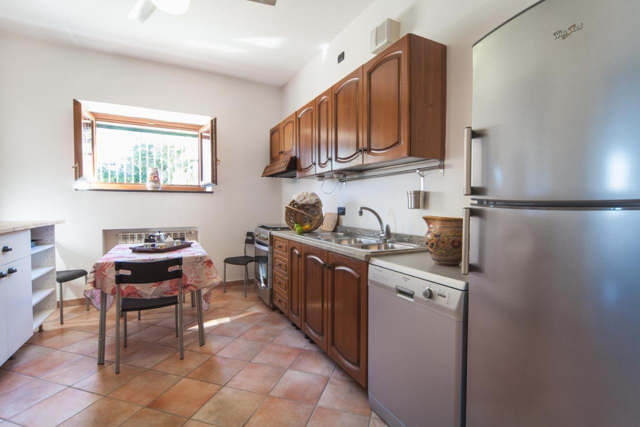 מונטה די פרוצ'ידה Villa Lamberti מראה חיצוני תמונה