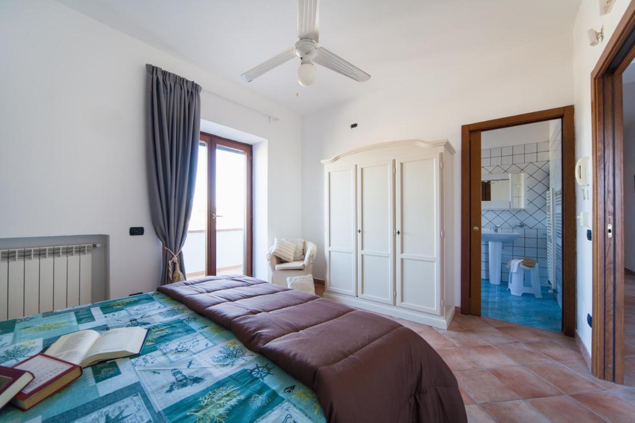 מונטה די פרוצ'ידה Villa Lamberti מראה חיצוני תמונה