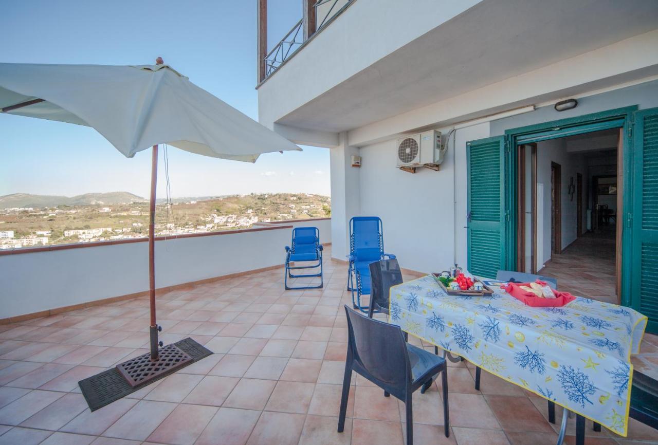 מונטה די פרוצ'ידה Villa Lamberti מראה חיצוני תמונה